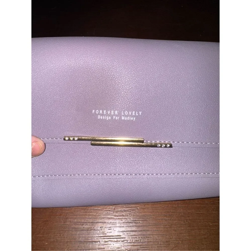 No Brand nwt comes